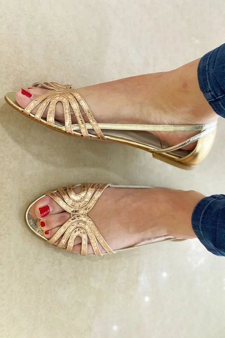 Sandales cut-out peep toe brillantes métalliques