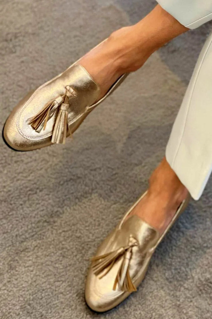 Mocassins brillants métallisés Or avec coutures visibles