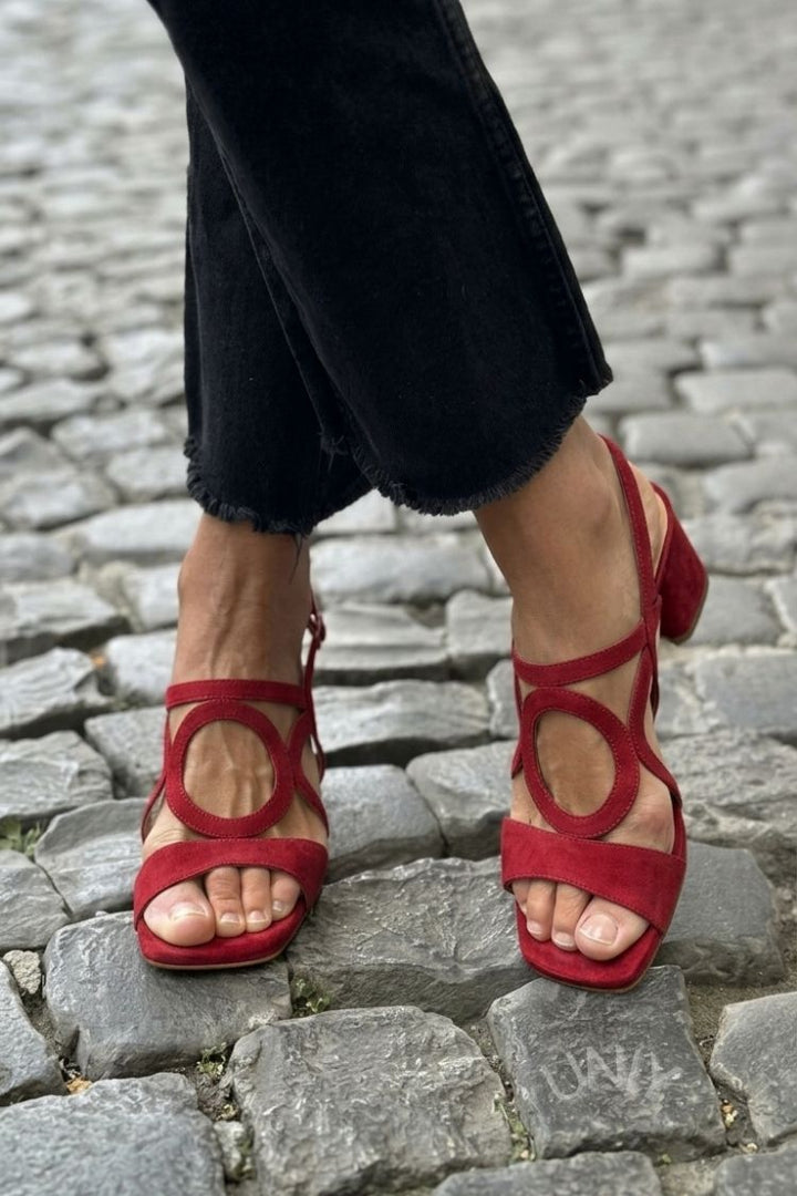 Sandales à talons slingback découpées Jaunes à bout carré